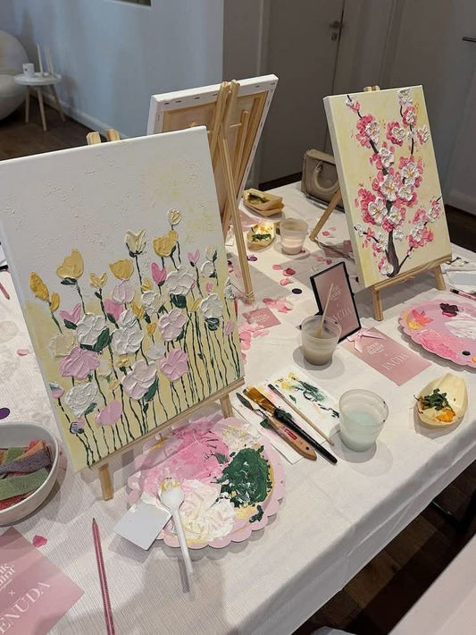 Petals & Paint 🎨🌸